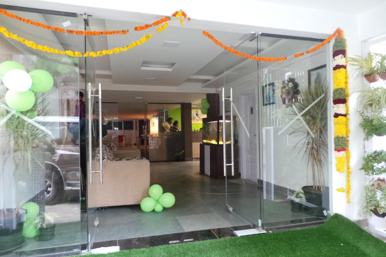 White House Hotel Bengaluru Zewnętrze zdjęcie