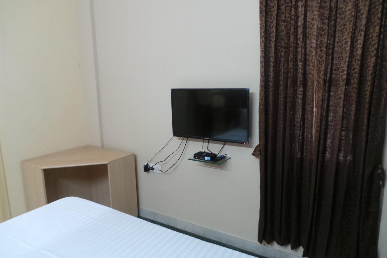White House Hotel Bengaluru Zewnętrze zdjęcie