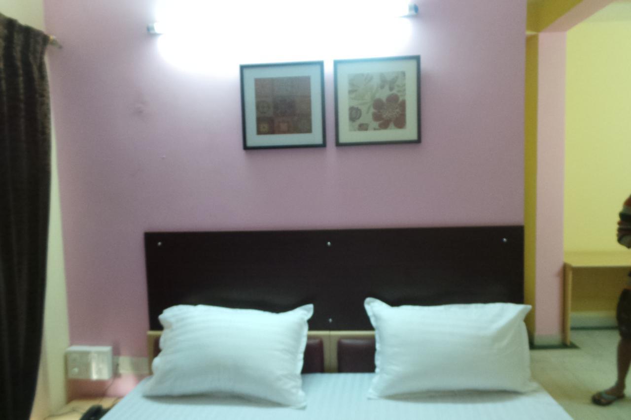 White House Hotel Bengaluru Zewnętrze zdjęcie