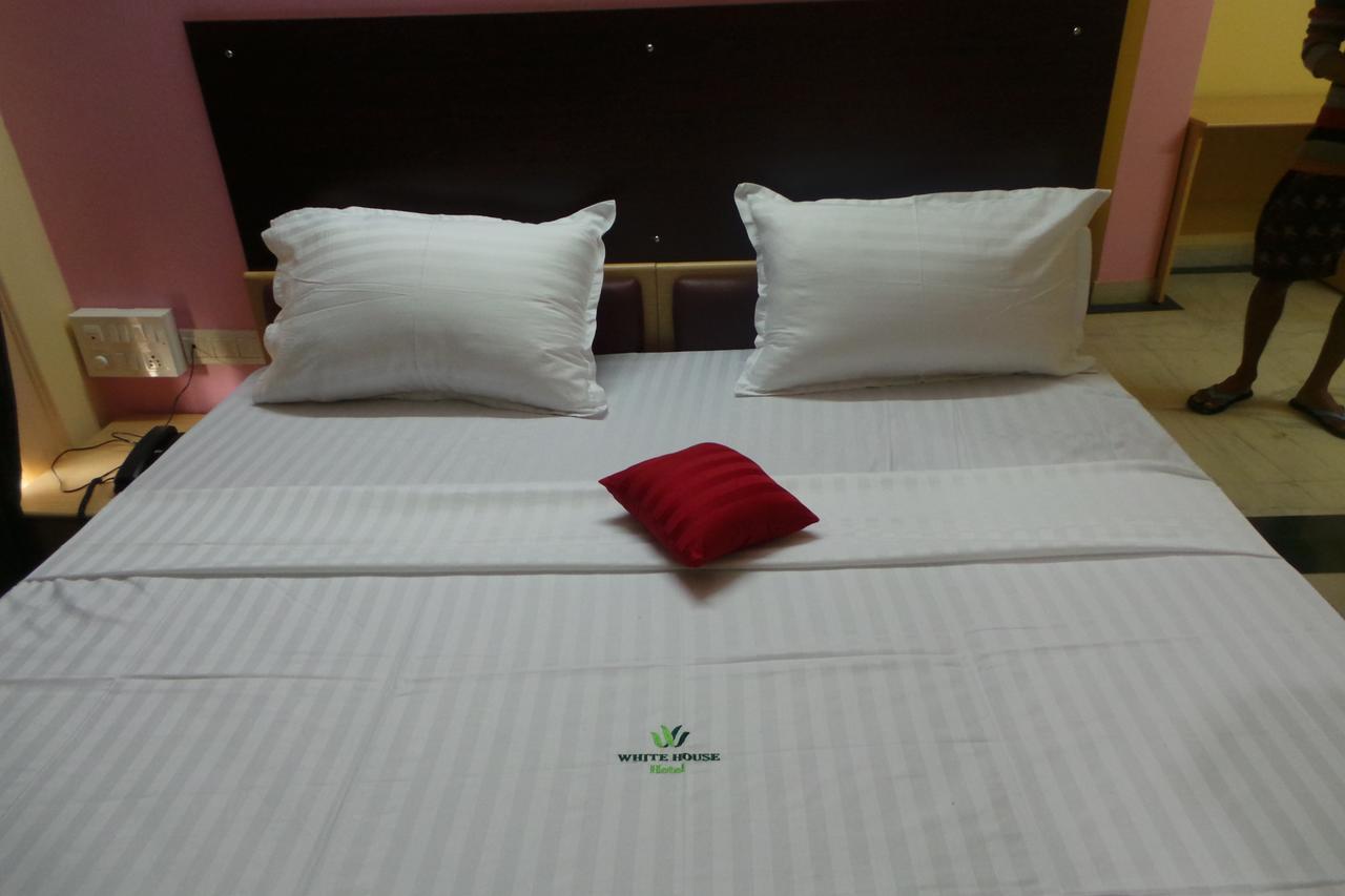 White House Hotel Bengaluru Zewnętrze zdjęcie